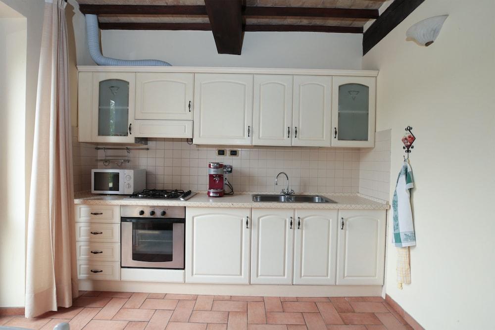 Il Castellaro Country House 페루자 외부 사진