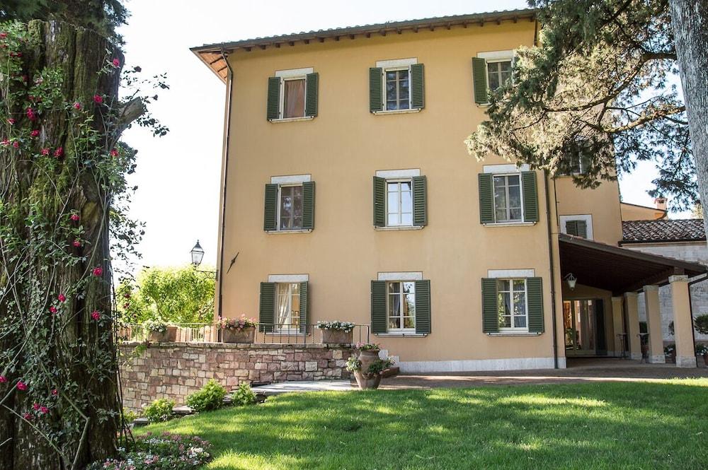 Il Castellaro Country House 페루자 외부 사진
